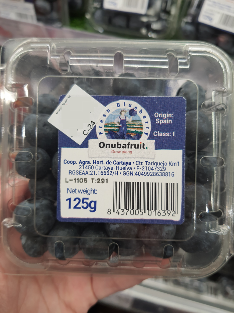 GLOBALG.A.P. certified berries in packaging labelled with GGN